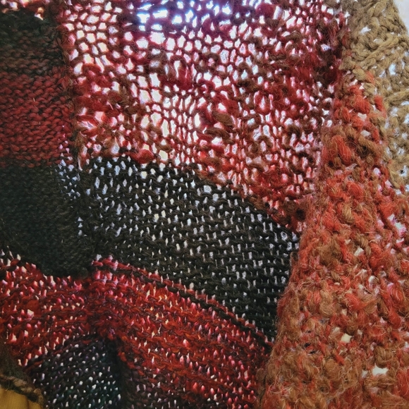 Chunky Oversized Striped Zip-Up Knit Sweater - Picture 14 of 16